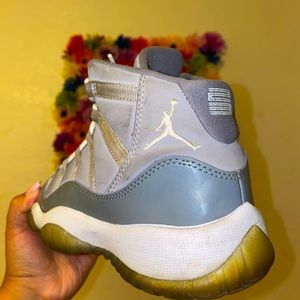 Jordan 11 Cool Grey